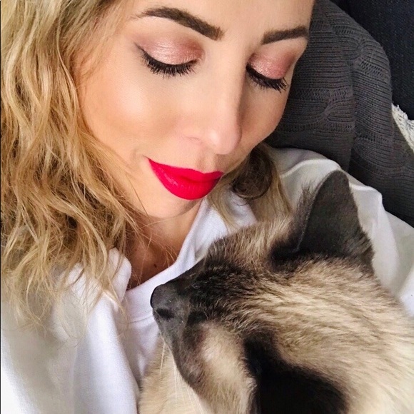 Meet your Posher, Jaime-brett - Picture 1 of 1